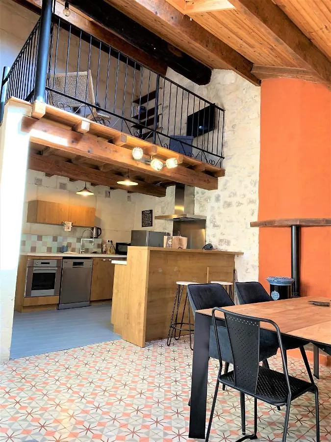 Maison De Charme Dans Le Centre Historique , Wifi Clim 6 Pers Calme Et Confort Apartment Arles