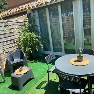 Un Duplex Pour 4 Personne Village Camarguais Appartement